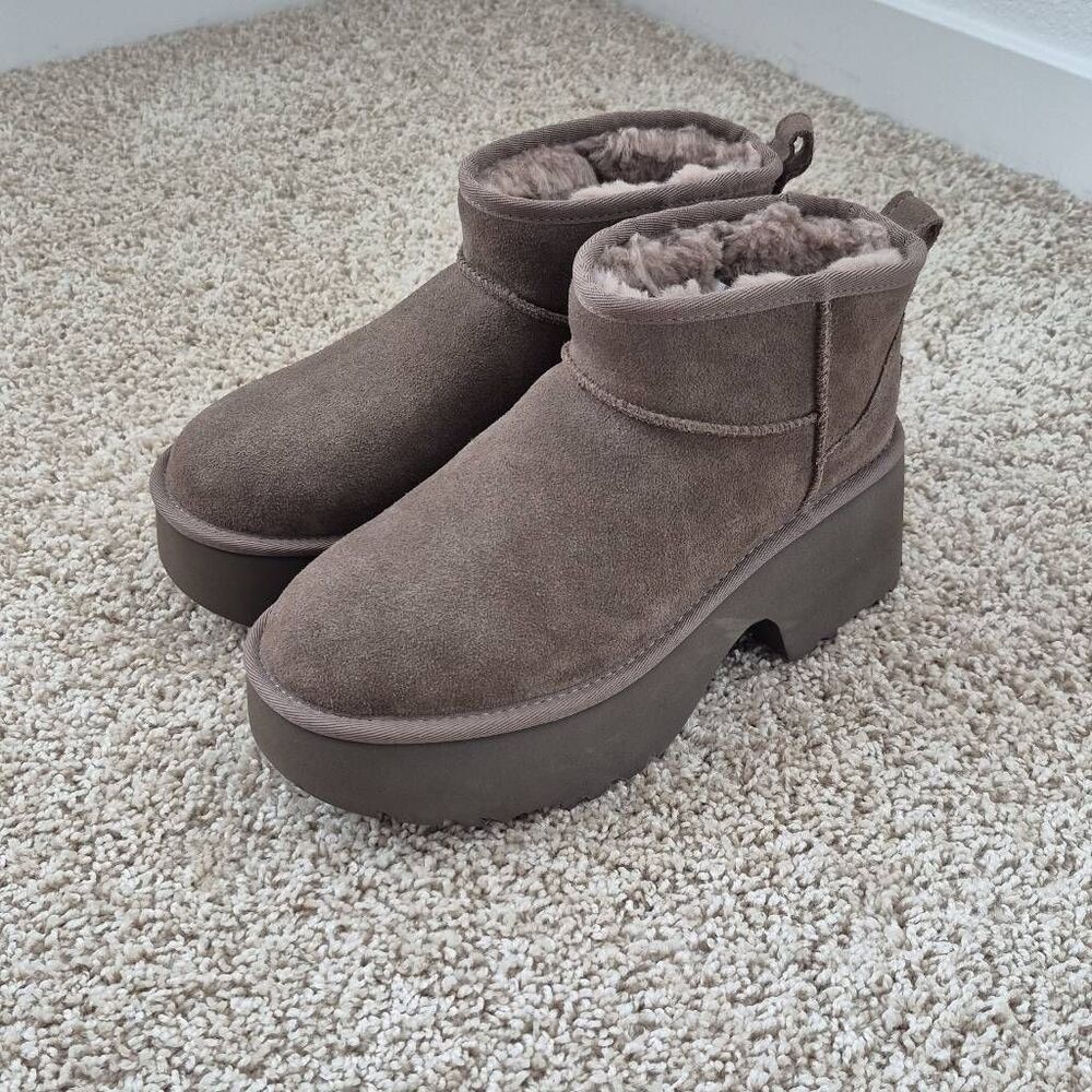 UGG CLASSIC ULTRA MINI HEIGHTS HICKORY PLATFORM BOOTS SIZE 9
